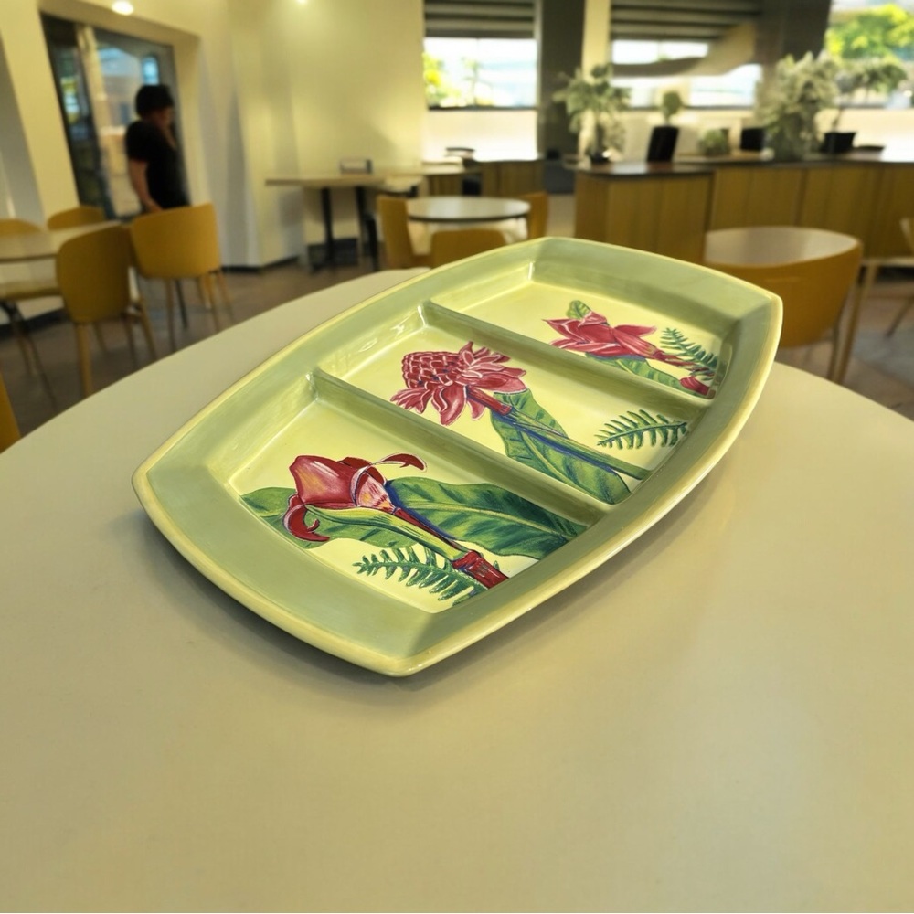 Ginger Collection 3 Divided Serving Platter By Siddhia Hutchinson Red Blooms